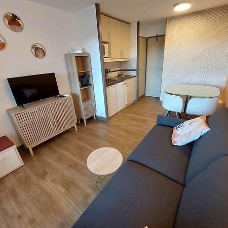 Cap Esterel Appartement Climatise Dans Le Centre Du Village Vacances Drammont Екстериор снимка
