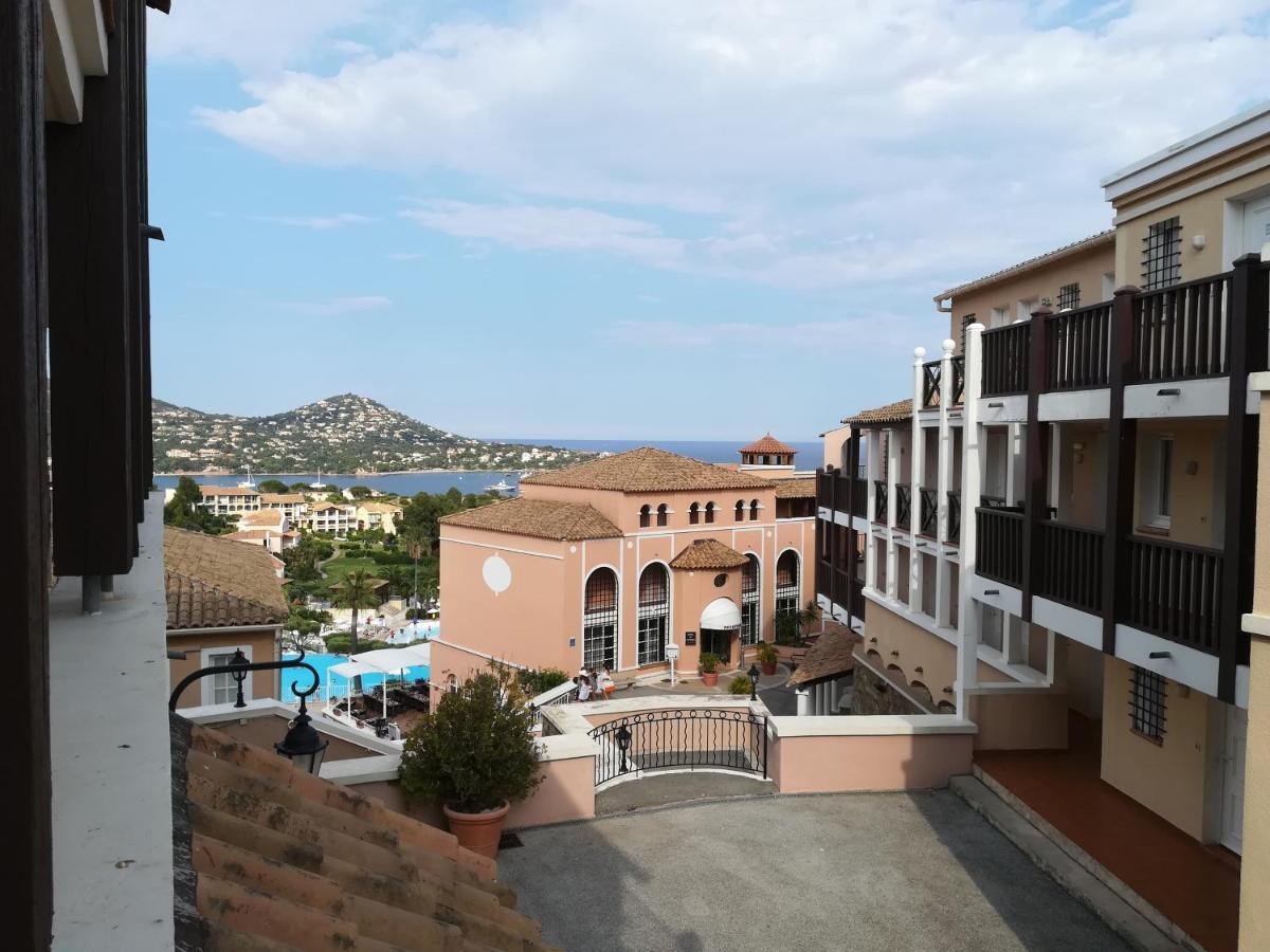 Cap Esterel Appartement Climatise Dans Le Centre Du Village Vacances Drammont Екстериор снимка